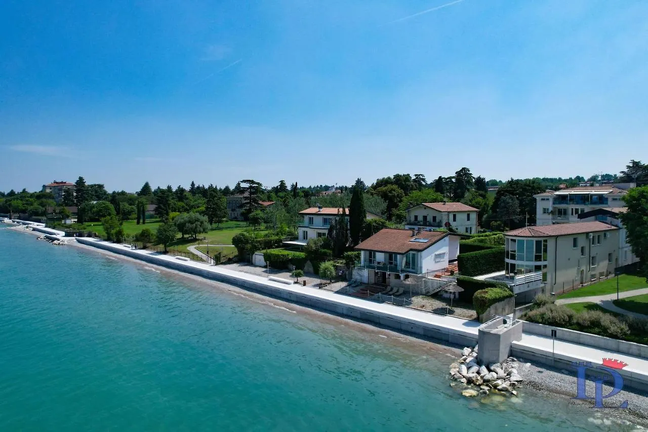 Desenzanoloft Official Partner Marriott Homes & Villas - Villa Meraviglia ديسينسانو ديل غاردا