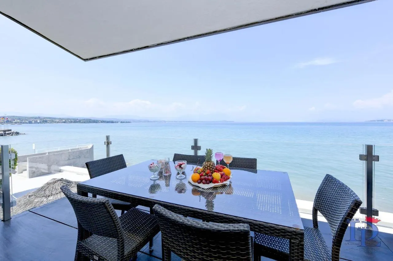 Desenzanoloft Official Partner Marriott Homes & Villas - Villa Meraviglia Ντεζεντσάνο ντελ Γκάρντα Ιταλία
