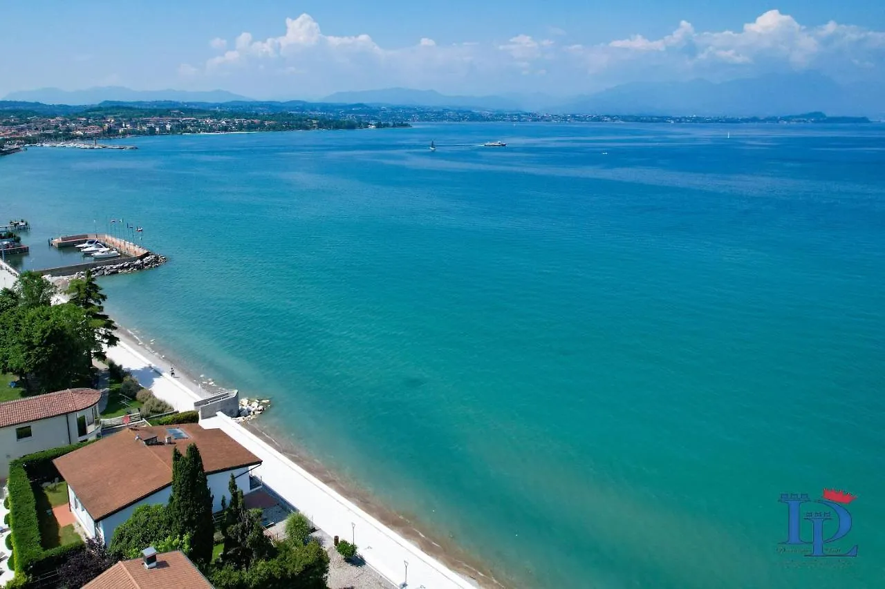 Desenzanoloft Official Partner Marriott Homes & Villas - Villa Meraviglia Ντεζεντσάνο ντελ Γκάρντα