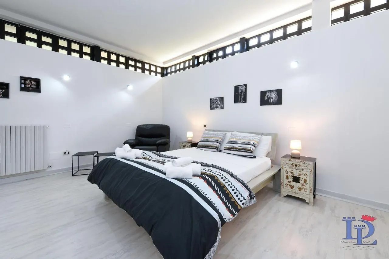 Desenzanoloft Official Partner Marriott Homes & Villas - Villa Meraviglia ديسينسانو ديل غاردا