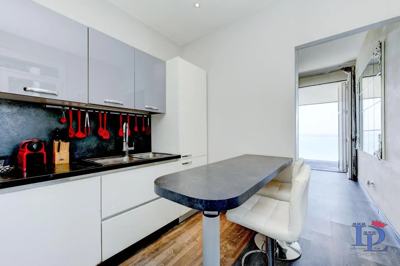 Desenzanoloft Official Partner Marriott Homes & Villas - Villa Meraviglia ديسينسانو ديل غاردا